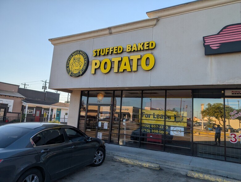 Primary Photo Of 14708 Hiram Clarke Rd, Houston General Retail For Lease