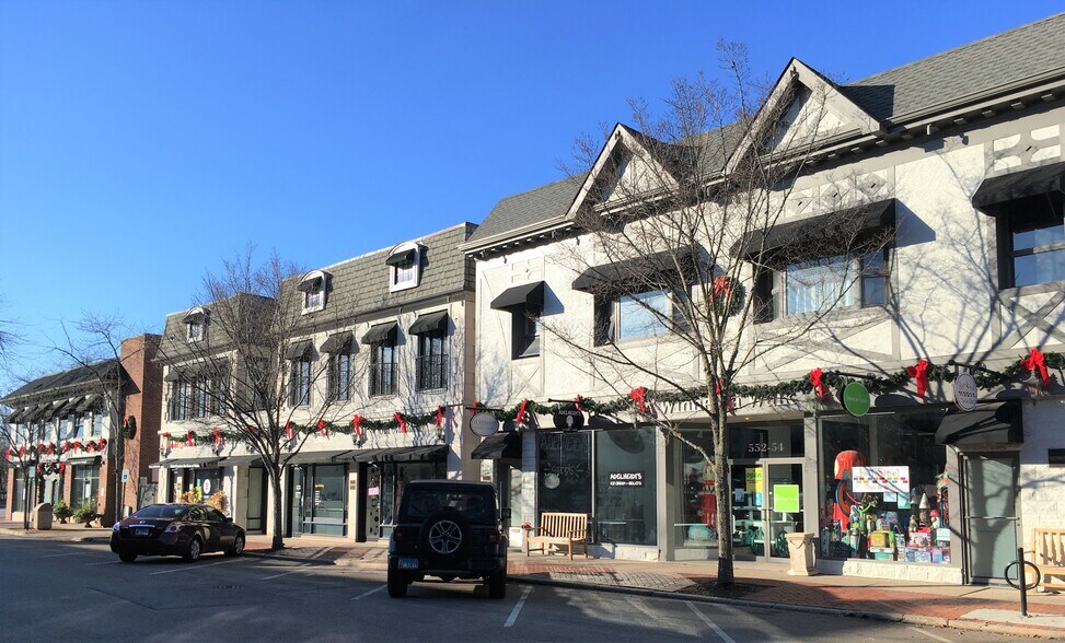 More Photos Of 544-554 Lincoln Ave, Winnetka Storefront Retail Office For Lease