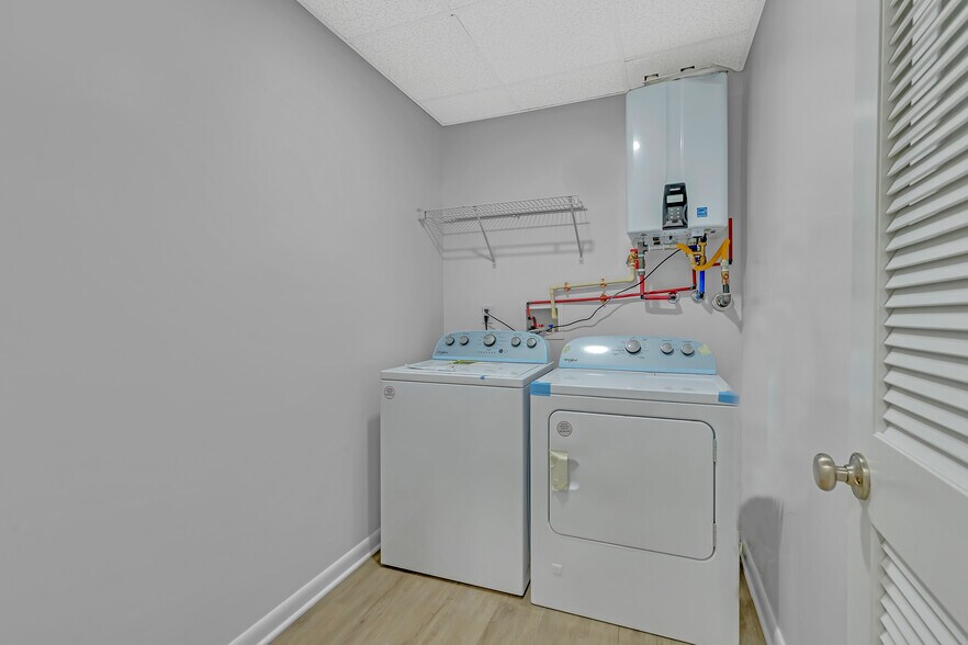 More Photos Of 253 Mantoloking Rd, Brick Apartments For Sale