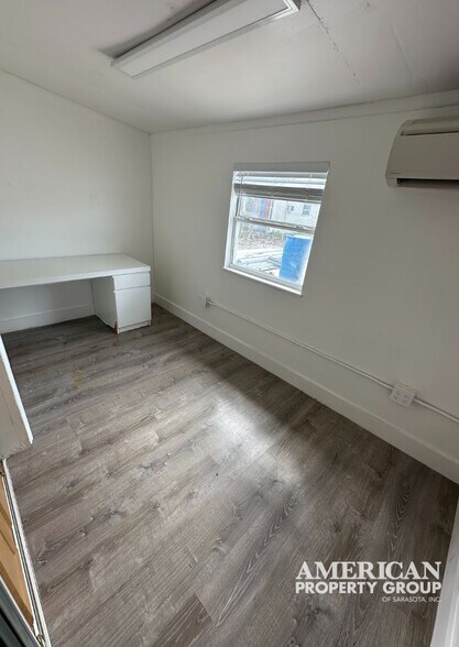 More Photos Of 155 W Dearborn St, Englewood Storefront Retail Office For Lease