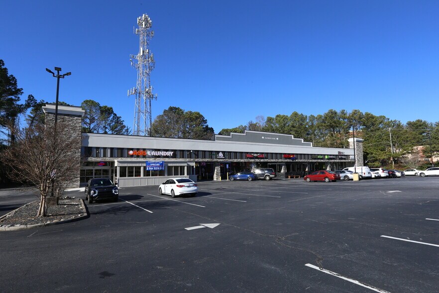 More Photos Of 8540 Roswell Rd, Atlanta Unknown For Lease