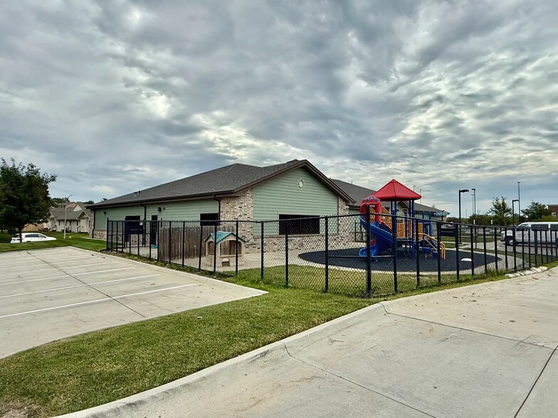More Photos Of 6704 S 167th St, Omaha Daycare Center For Sale