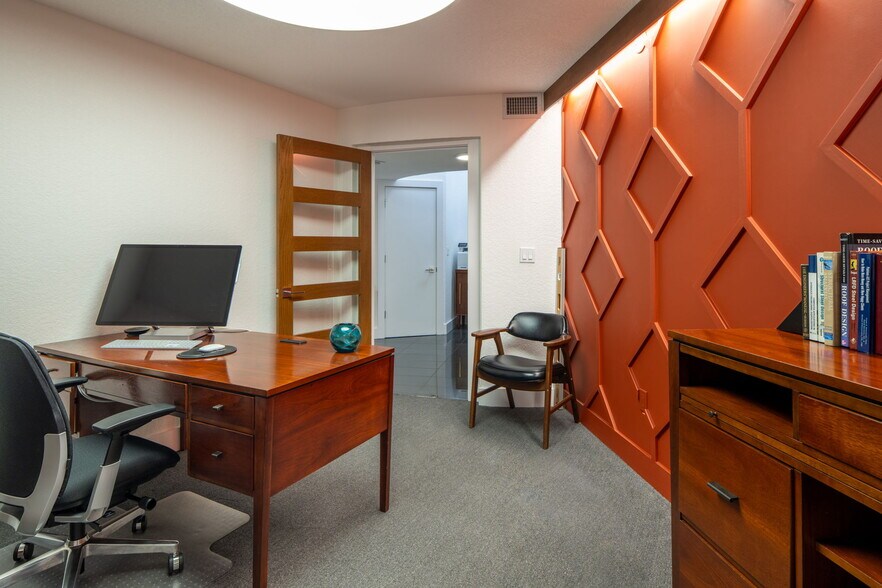 More Photos Of 603 E Olympia Ave, Punta Gorda Medical For Sale