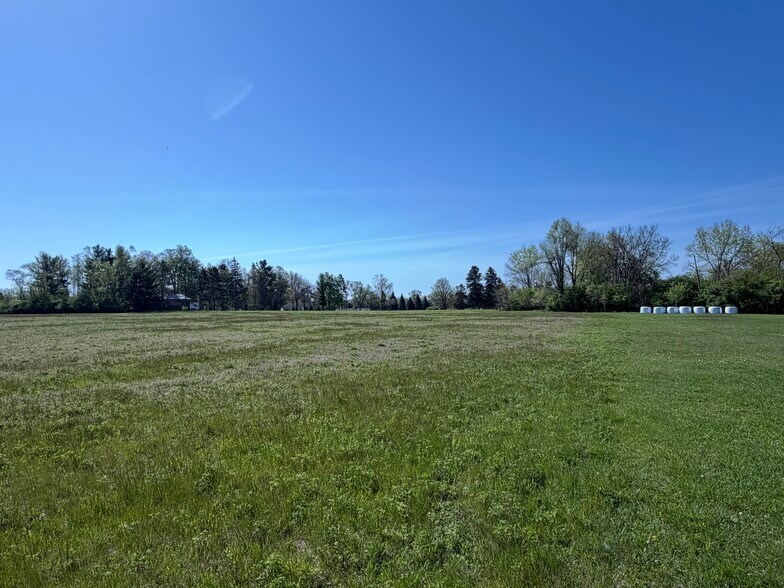 More Photos Of 4330 Macon Hwy, Tecumseh Airport For Sale