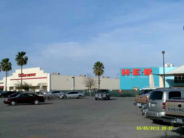 Primary Photo Of 613 Expressway 77, Harlingen Unknown For Lease