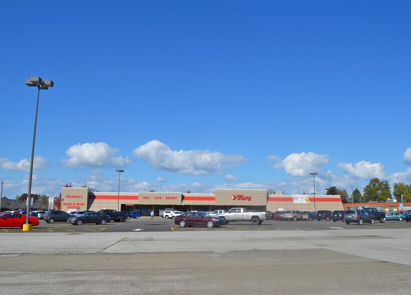 More Photos Of 702 W 38th St, Erie Land For Lease
