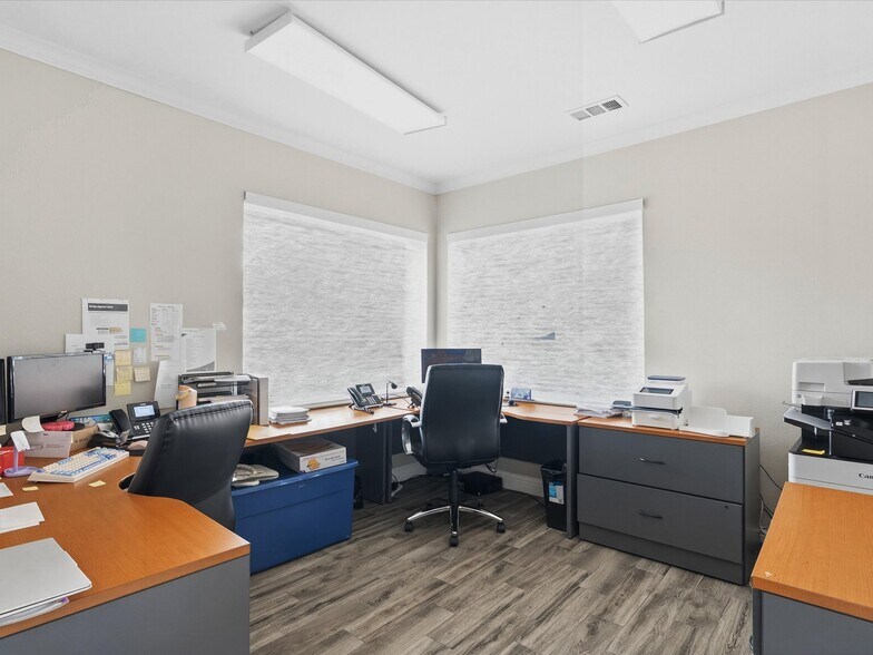 More Photos Of 2840 Keller Springs Rd, Carrollton Medical For Sale