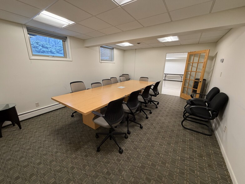 More Photos Of 672 E Royalton Rd, Broadview Heights Office For Sale