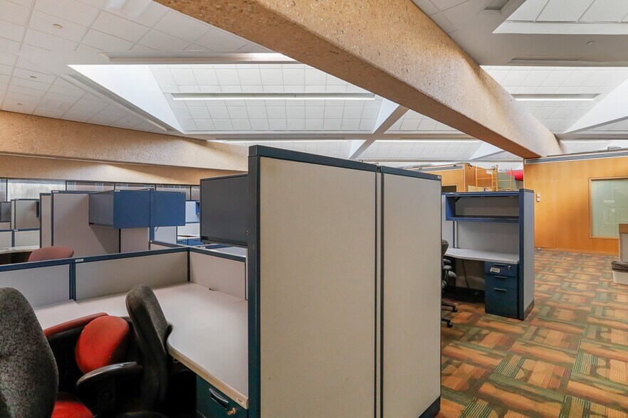 More Photos Of 100 Summit Ave, Hagerstown Office For Sale