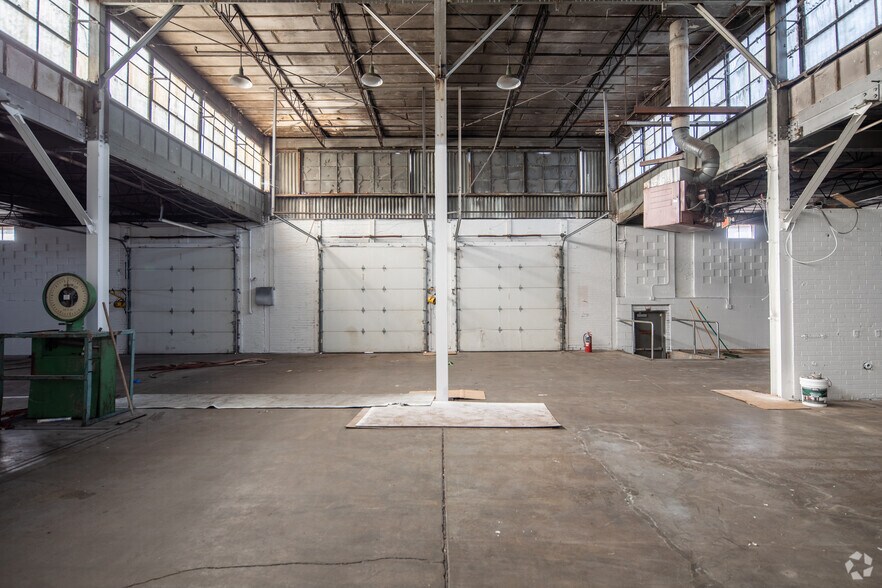 More Photos Of 5206 S 38th St, Saint Louis Industrial For Sale
