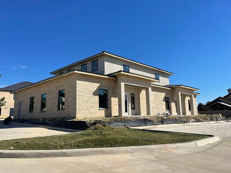 More Photos Of 1716 Keller Pkwy, Keller Medical For Lease