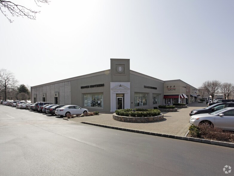 More Photos Of 700 White Plains Rd, Scarsdale Unknown For Lease