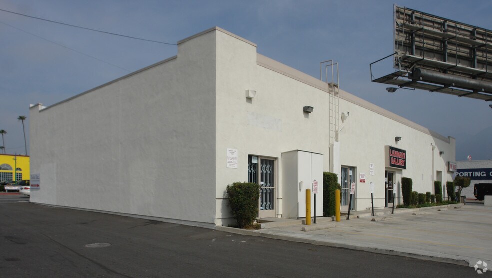 More Photos Of 3700 E Colorado Blvd, Pasadena Storefront For Lease