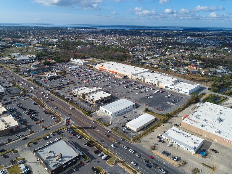 More Photos Of 700 23rd St, Panama City Unknown For Lease