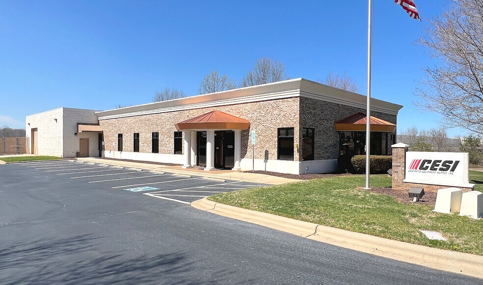 Primary Photo Of 165 Cedar Pointe Dr, Mooresville Light Manufacturing For Sale