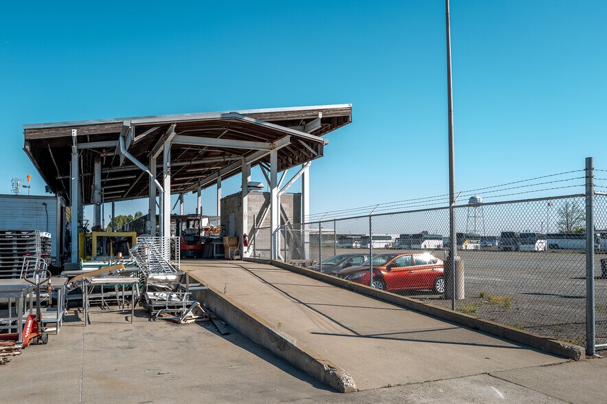 More Photos Of 8425 Carbide Ct, Sacramento Food Processing For Sale