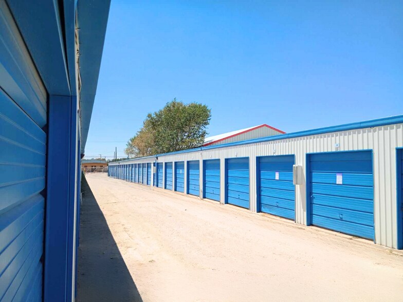 More Photos Of 2564 N Marco Ave, Odessa Self Storage For Sale