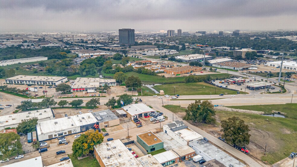 More Photos Of 4840 Memphis St, Dallas Warehouse For Sale