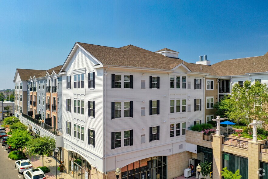 More Photos Of 1 Village Grn, Patchogue Apartments For Lease