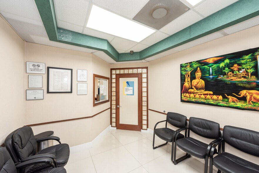 More Photos Of 2645 SW 37th Ave, Miami Medical For Lease