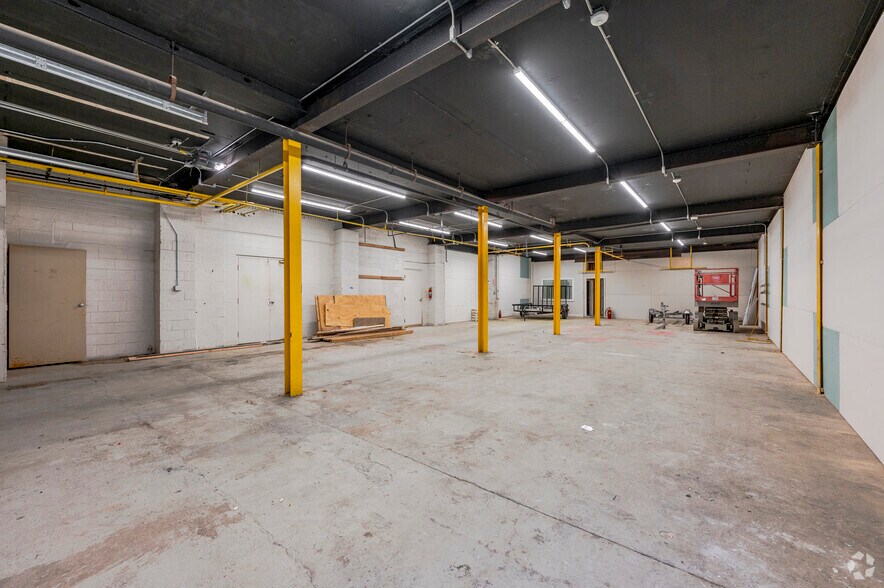 More Photos Of 225 Main St, Norwalk Manufacturing For Sale