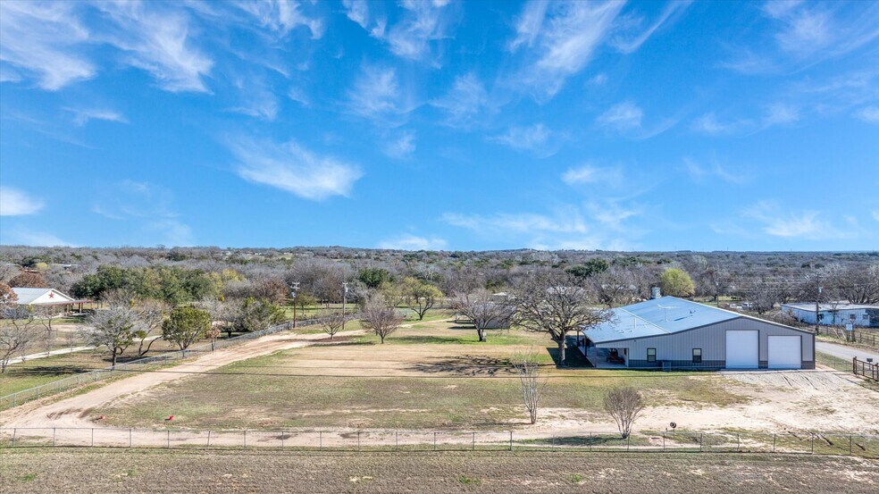 More Photos Of 7703 Prairie Creek Ln, Tolar Contractor Storage Yard For Sale