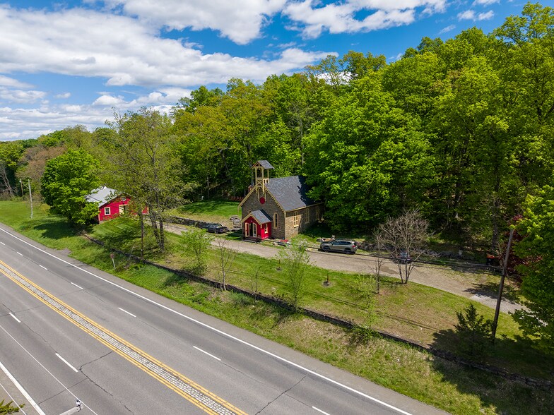 More Photos Of 5768-5774 Albany Post Rd, Rhinebeck Freestanding For Sale