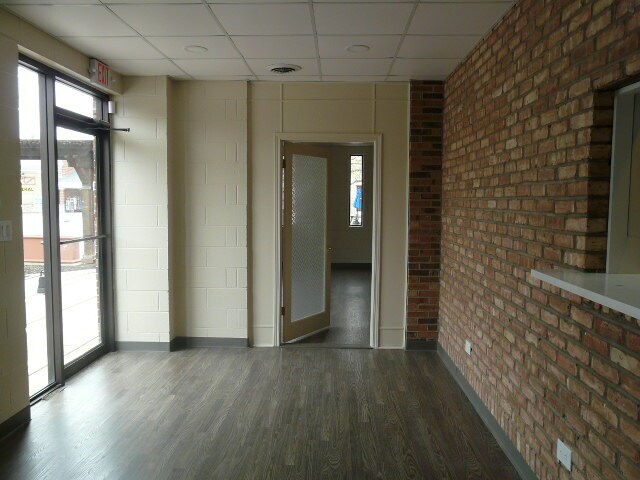 More Photos Of 102-106 Center St, Grayslake Loft Creative Space For Sale