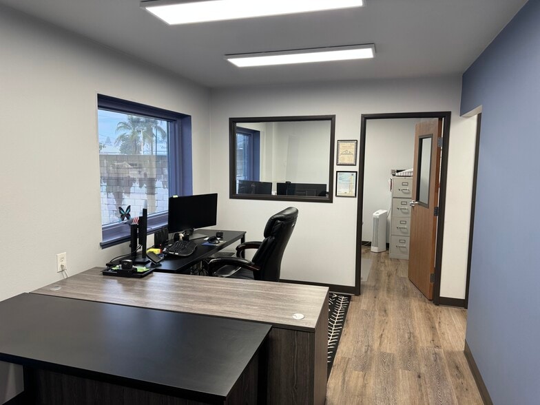 More Photos Of 160 N San Antonio Ave, Pomona Warehouse For Sale