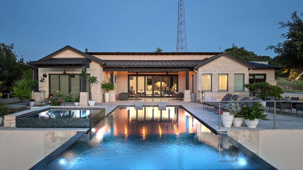 More Photos Of 101 Rolling Hills Rd, Blanco Specialty For Sale