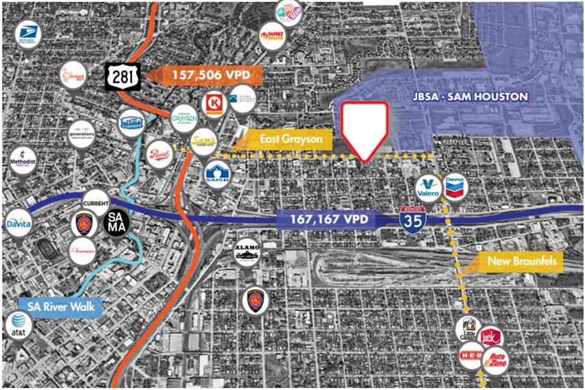 More Photos Of 1136 E Grayson St, San Antonio Convenience Store For Lease