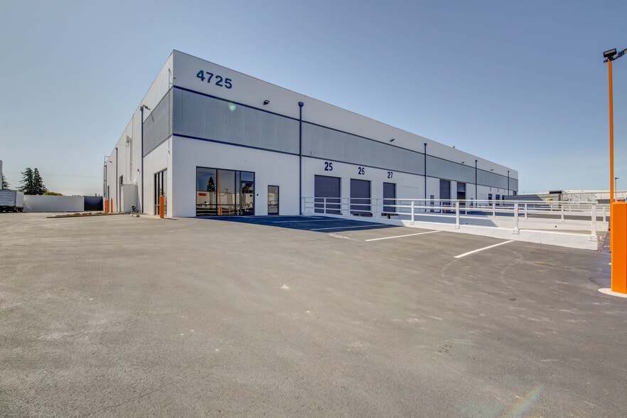 Primary Photo Of 4725 Kelton Way, Sacramento Warehouse For Lease