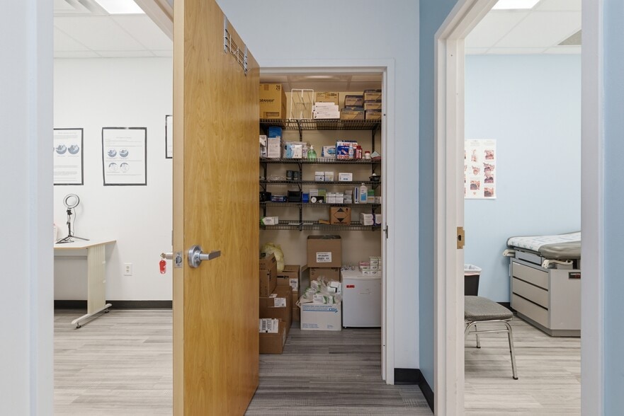 More Photos Of 2900 Felicia St, Nashville Medical For Sale