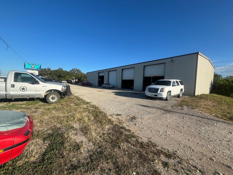 More Photos Of 13000 TX-29, Liberty Hill General Retail For Sale