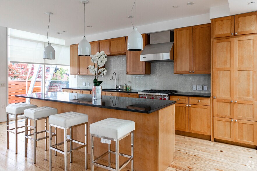 Photo of Pent Floor Ste Duplex