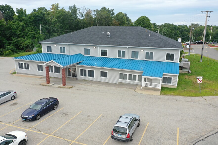 Primary Photo Of 336 Thompson Rd, Webster Medical For Sale