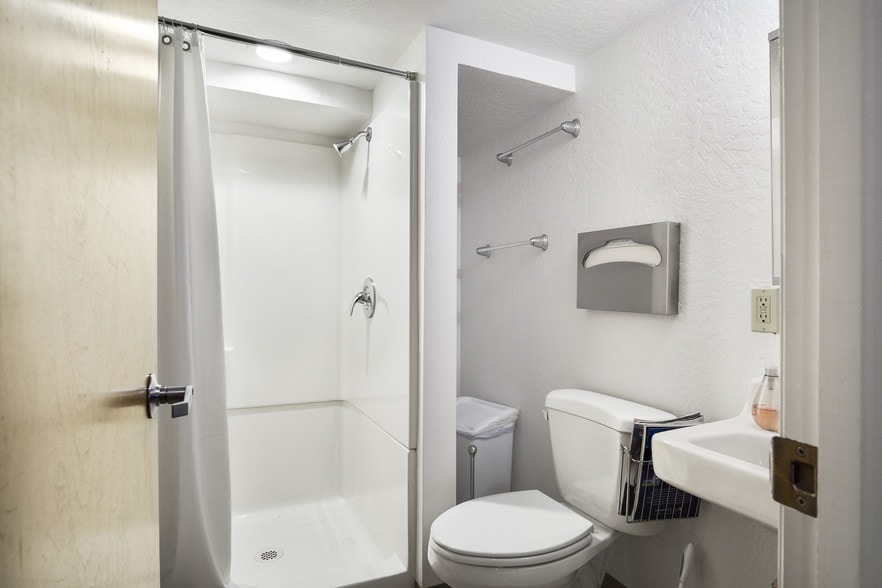 More Photos Of 111 Margaret Ln, Grass Valley Office For Sale