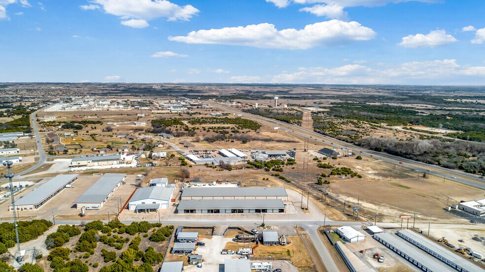 More Photos Of 125 M and M Ranch Rd, Granbury Warehouse For Lease