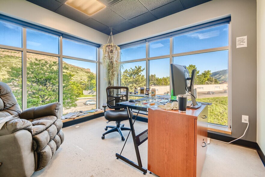 More Photos Of 1211 Avery St, Golden Office For Lease