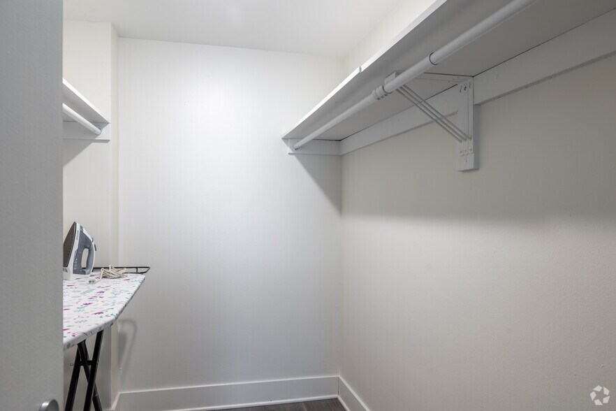 More Photos Of 1801 E 12th St, Cleveland Apartments For Lease