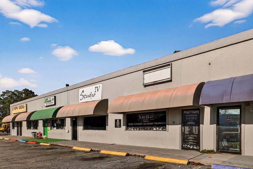 More Photos Of 4421-4443 Skidaway Rd, Savannah Storefront Retail Office For Lease