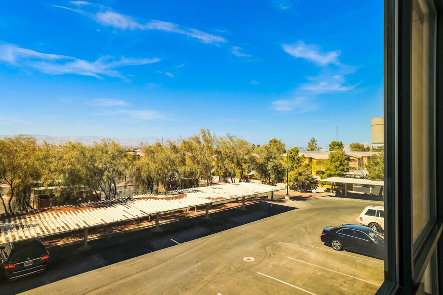 More Photos Of 2904 W Horizon Ridge Pky, Henderson Medical For Lease