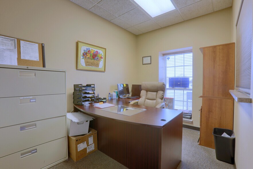 More Photos Of 46819 Garfield Rd, Macomb Medical For Sale