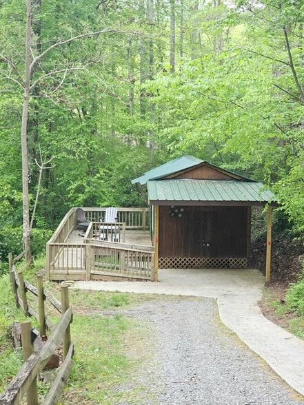 More Photos Of 88 Lower Mountain Creek Rd, Robbinsville Trailer Camper Park For Sale