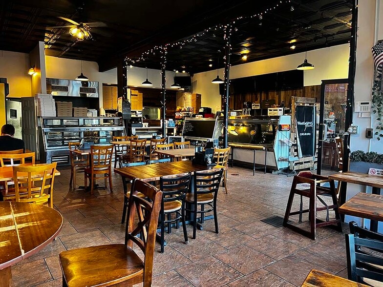 More Photos Of 500 Henderson Ave, Staten Island Restaurant For Sale