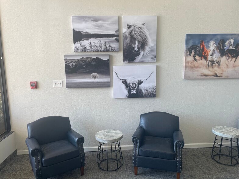 More Photos Of 3960 Broadway Blvd, Garland Office For Lease