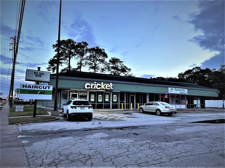 More Photos Of 2038 N Gessner Rd, Houston Unknown For Lease