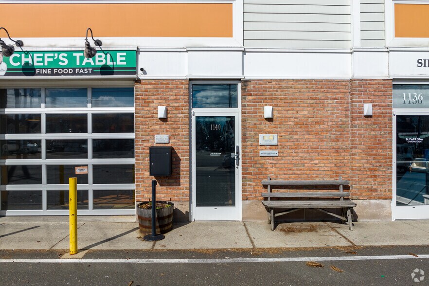 More Photos Of 1132-1140 Post Rd, Fairfield Office For Lease