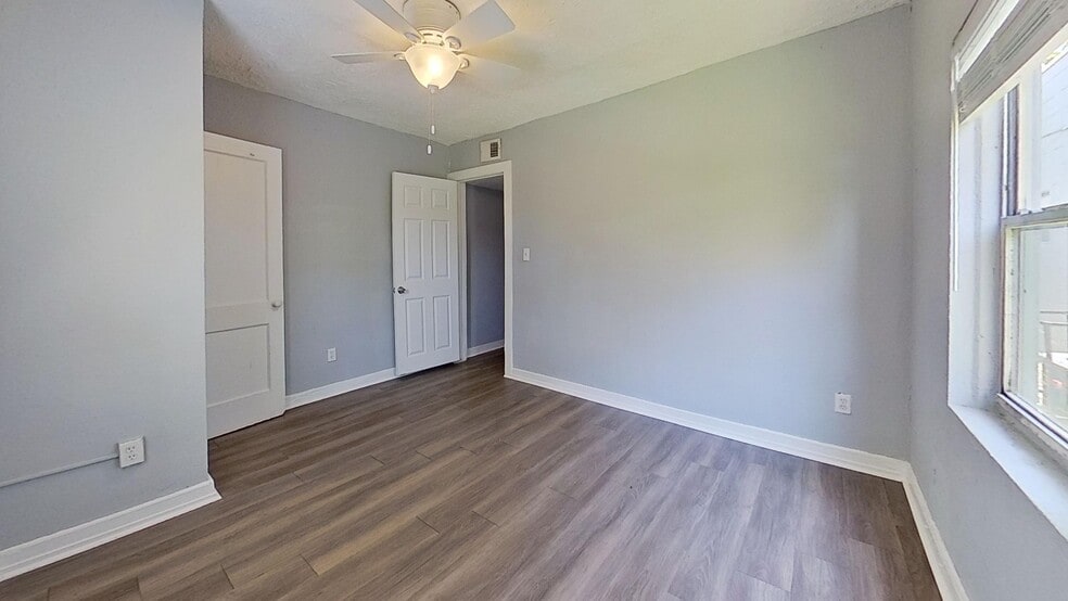 More Photos Of 821-835 Minnie St, Jacksonville Apartments For Sale