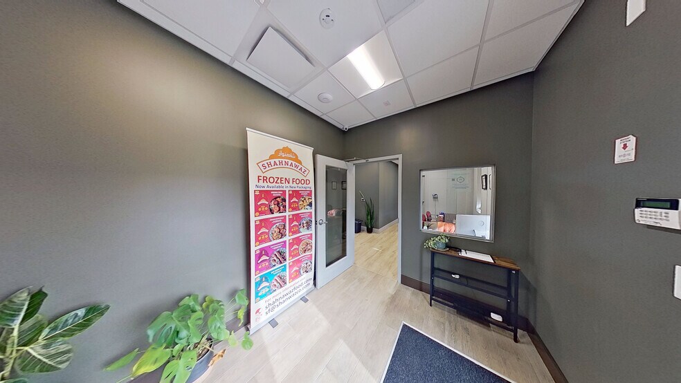 More Photos Of 203 Egel Ave, Middlesex Flex For Sale